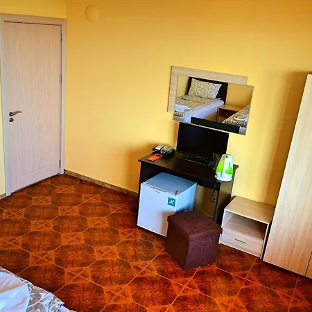 ゲストハウス Joro 4*